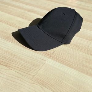 Black adjustable Lululemon hat